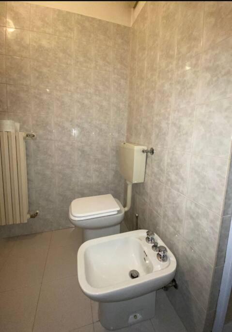 גראנדטה Appartamento Castiglioni מראה חיצוני תמונה