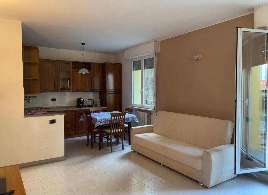 גראנדטה Appartamento Castiglioni מראה חיצוני תמונה