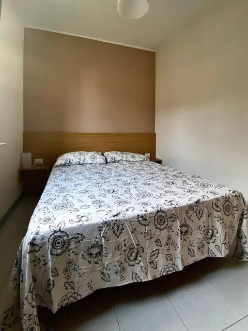 גראנדטה Appartamento Castiglioni מראה חיצוני תמונה